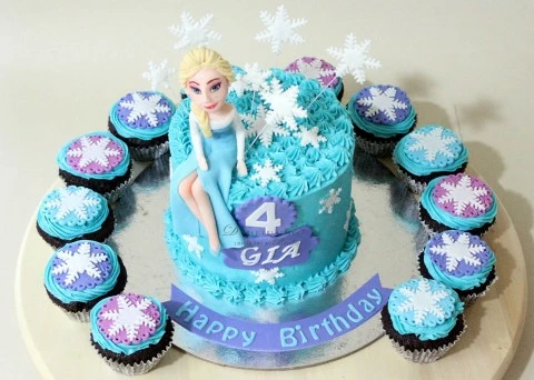 Frozen Theme Cake & Cupcakes