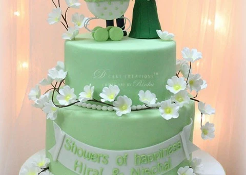 Green Baby Shower Cake